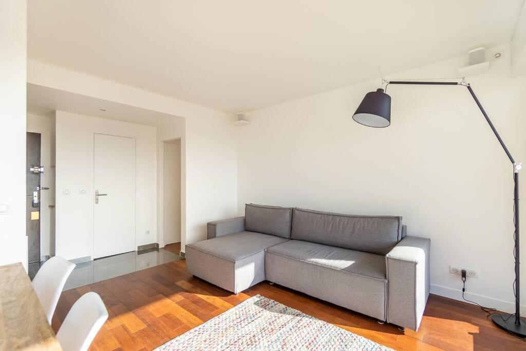 Comfortion Le Papillon - De Luxe Avec Vue Et Piscine Apartment Puteaux